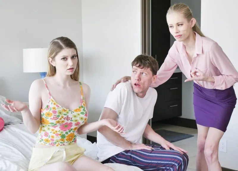 Mẹ kế bắt con gái riêng của ông chồng phang với cậu con trai