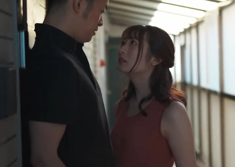 Cô vợ mang thai, tôi bị sexy bởi vợ yêu nhà bên thường ở nhà một mình